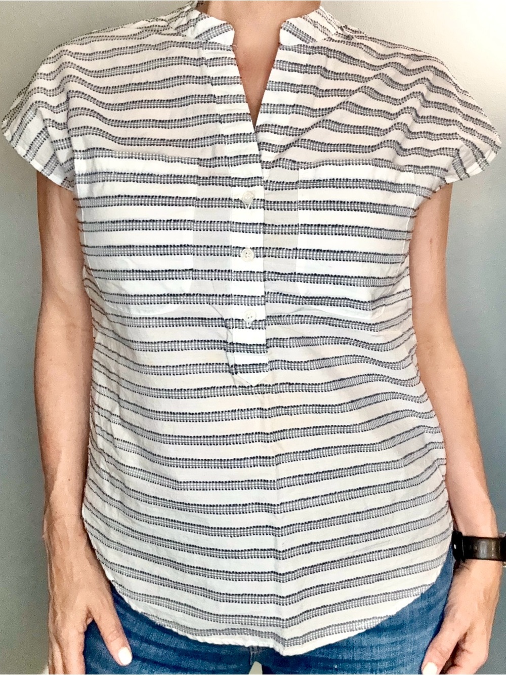 Bridge & Burn Striped Cotton Popover Blouse Navy White Cap Sleeve Portland